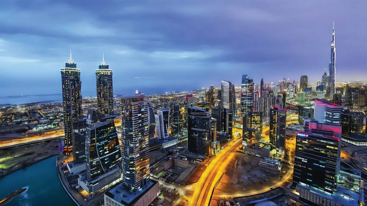 18 مليار درهم.. نمو قياسي في تداولات عقارات دبي خلال أسبوع واحد